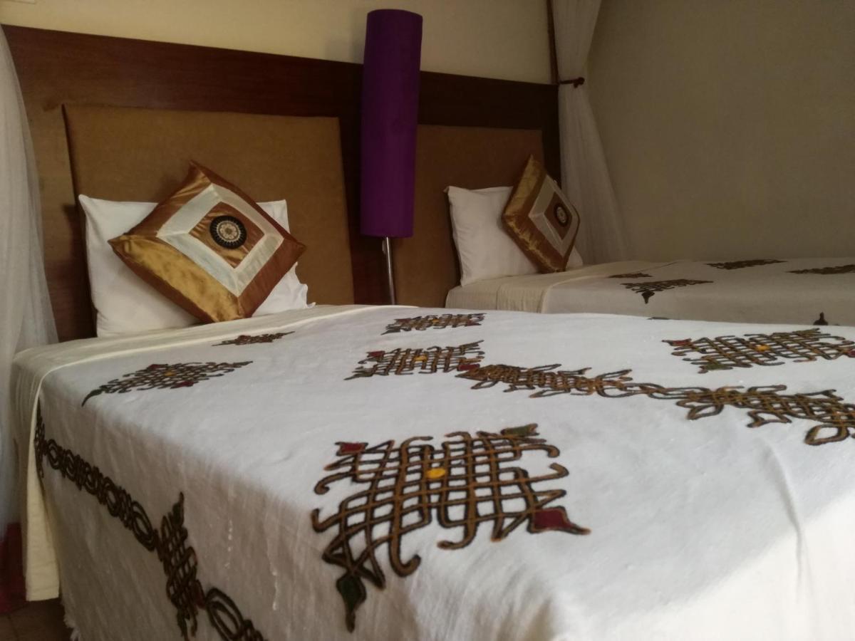 Wellsprings Hotel Gulu Екстер'єр фото